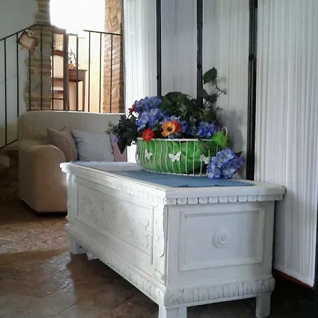 Bed & Breakfast Il Giardino Segreto Contigliano